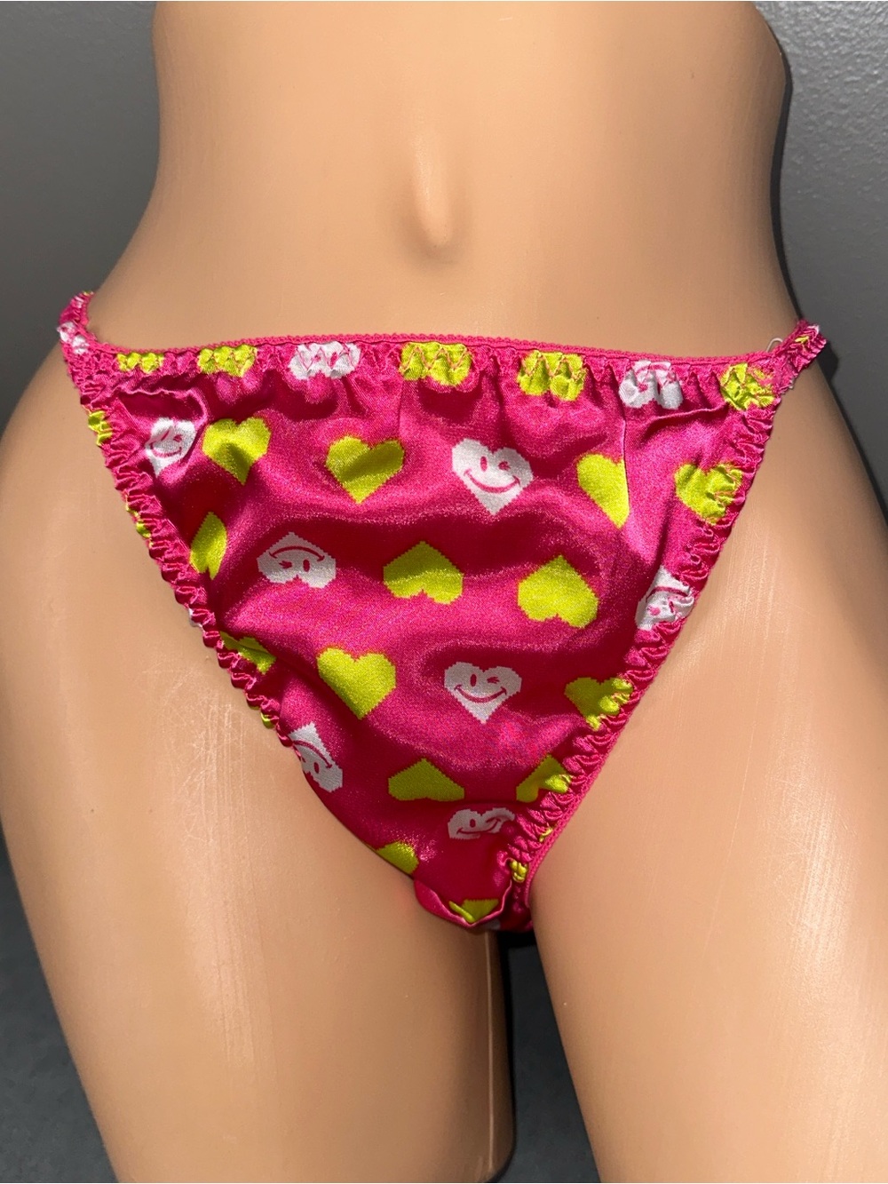 Vintage Joe Boxer Satin String Bikini Panty Women's Size 10 Hearts Pink Wink - Picture 10 of 11